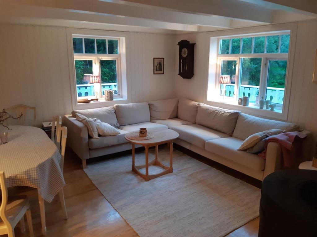 Holtarheim, Holidayhouse, Boat Included Eikefjord Екстериор снимка